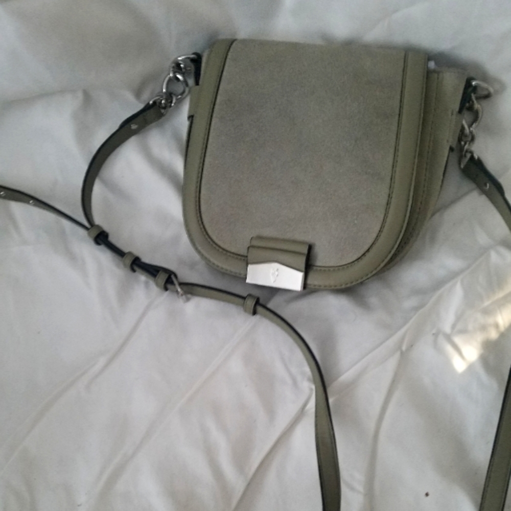 Vera wang cross body bag